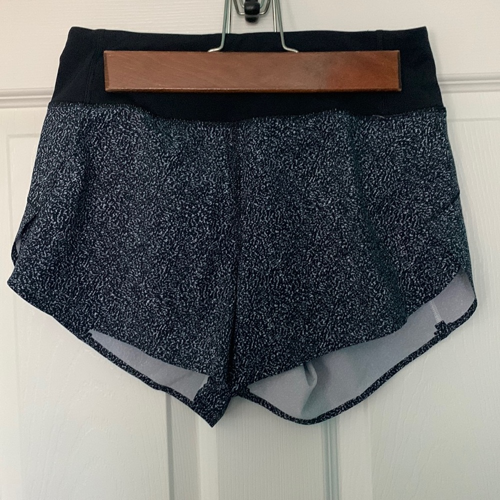 Athleta womens xxs 3” running/work out shorts